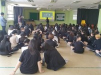  width: 100%; height : 150px